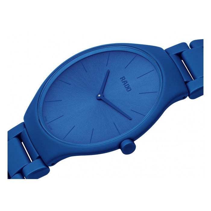 235697_01_Rado-horloge-true-thinline-les-couleurs-spectacular-ultramarine-R27092622-clem-vercammen-online-shop-01.jpg