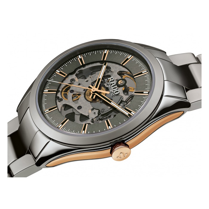 230131_01_Rado-horloge-hypercrome-automatic-open-heart-R32021102-clem-vercammen-online-shop-01.jpg