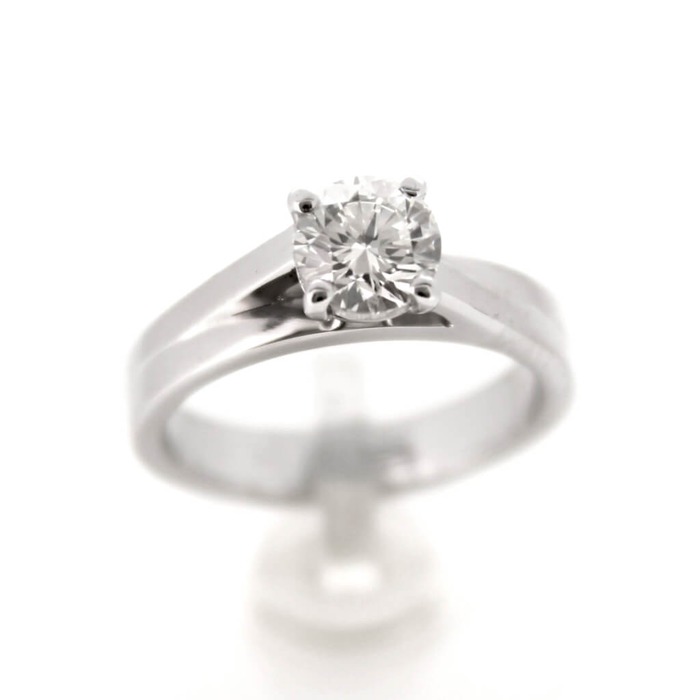 Ring_Solitaire_18K_Witgoud_Briljant_juwelier_Clem_Vercammen_5041-1.jpg