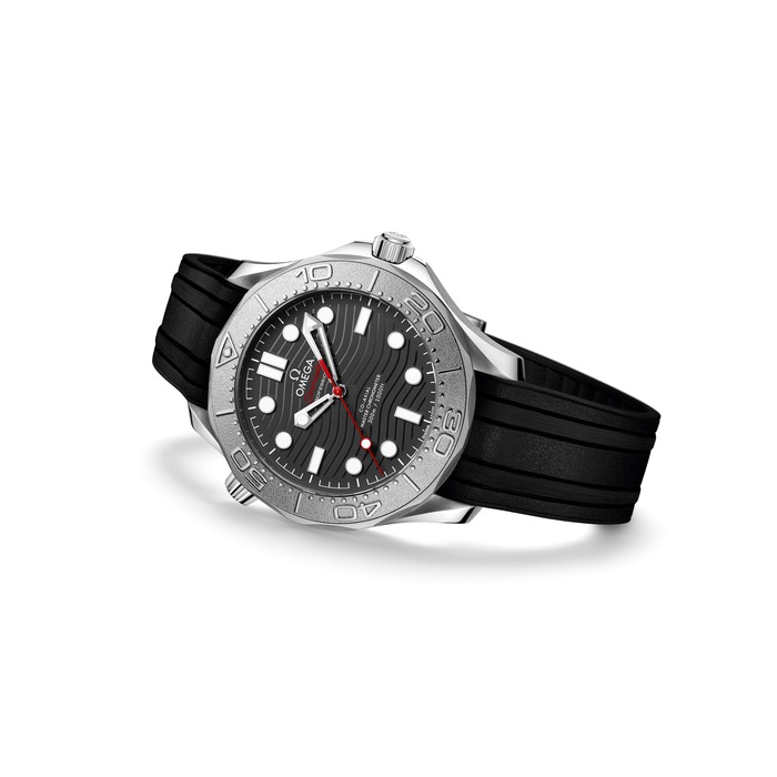 omega-seamaster-diver-300m-nekton_edition_21032422001002-clem-vercammen-7.jpg