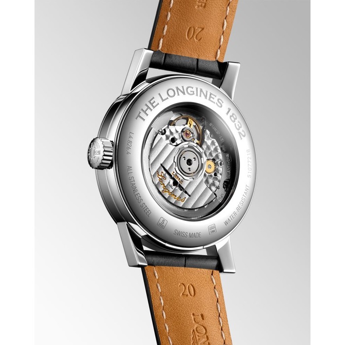 239924_01_the_longines_1832-Moonphase_L4-826-4-52-0-2Clem_Vercammen-1.jpg