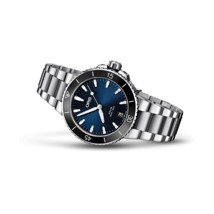 243622_01_Oris_Aquis_Date_0173377314135-0781805P_Juwelier_Clem_Vercammen-1.jpg