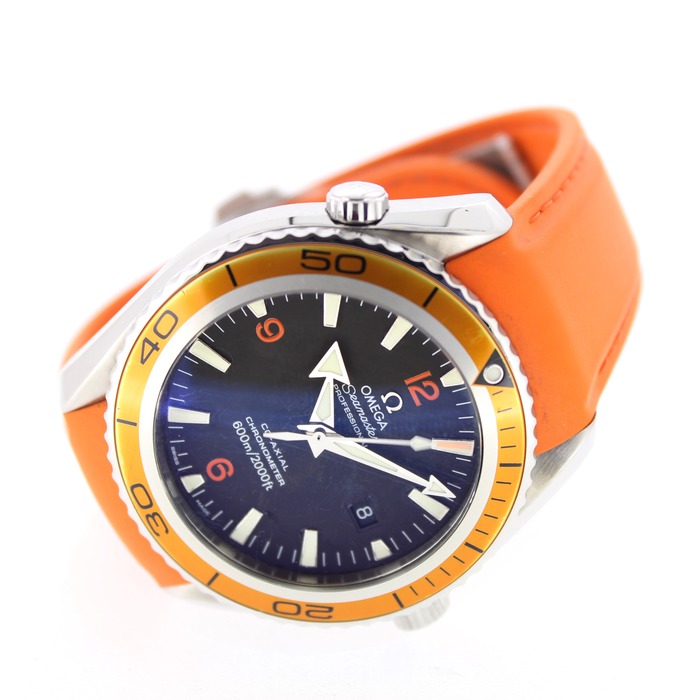 Omega_Seamaster_Planet_Ocean_Juwelier_Clem_Vercammen-9.jpg