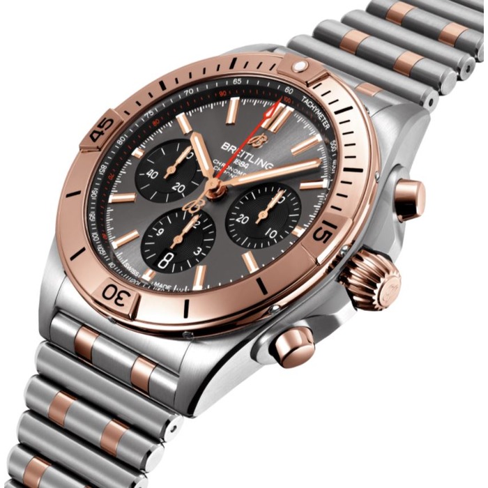 245911_01_Breitling_Chronomat_B01_42_UB0134101B1U1_Juwelier_Clem_Vercammen-1.jpg