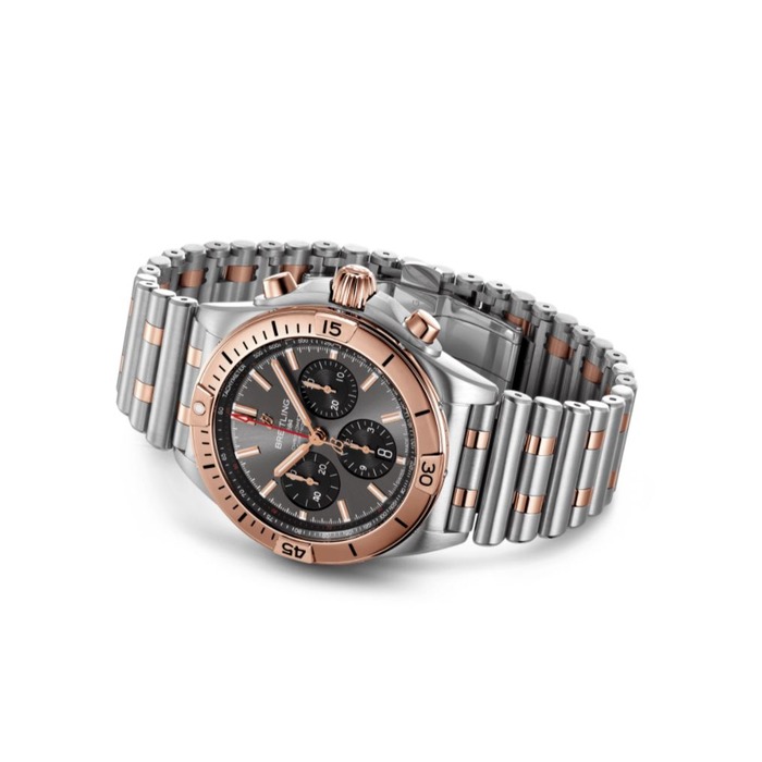 245911_01_Breitling_Chronomat_B01_42_UB0134101B1U1_Juwelier_Clem_Vercammen-2.jpg