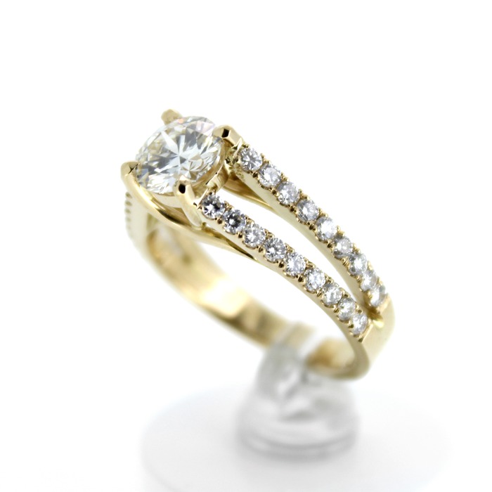 Clem_Vercammen_Solitaire_ring_18K_geelgoud_briljant_Juwelier_Clem_Vercammen-4.jpg