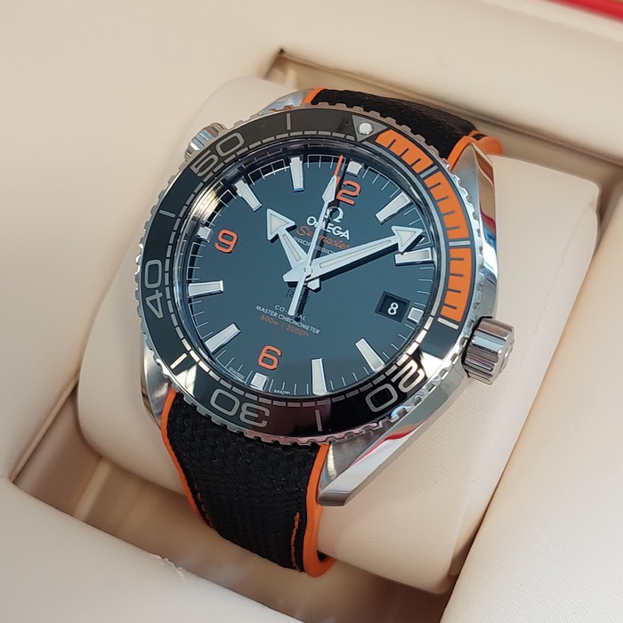 Omega_Seamaster_Planet_Ocean_Tweedehands_CV-550_Juwelier_Clem_Vercammen-13.jpg