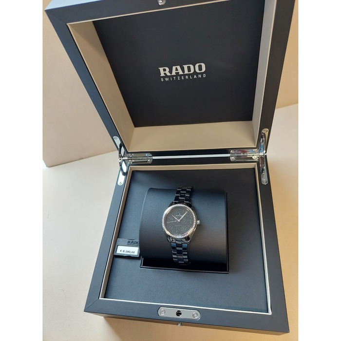 Rado_Hyperchrome_R32482722_Outlet_Juwelier_Clem_Vercammen-16.jpg