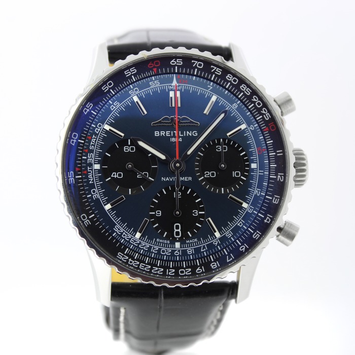 Breitling_Navitimer_B01_AB0139_Blauw_Tweedehands_67596-639_Juwelier_Clem_Vercammen-6.jpg