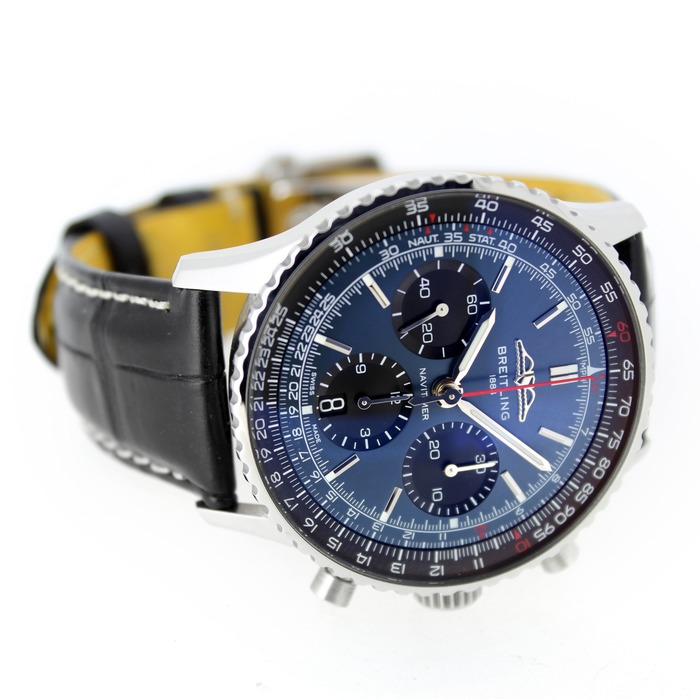 Breitling_Navitimer_B01_AB0139_Blauw_Tweedehands_67596-639_Juwelier_Clem_Vercammen-9.jpg