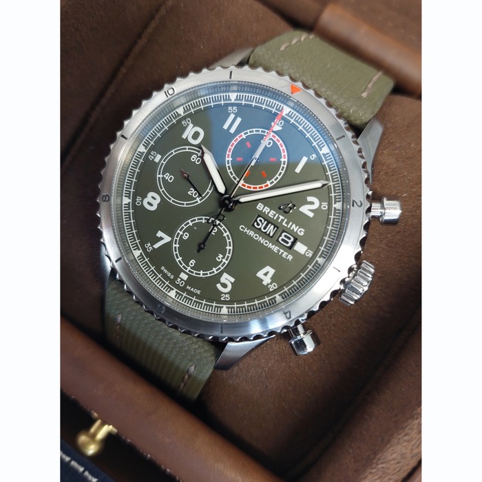 Breitling_groen_A13316_tweedehands_69489-668_Juwelier_Clem_Vercammen-17.jpg