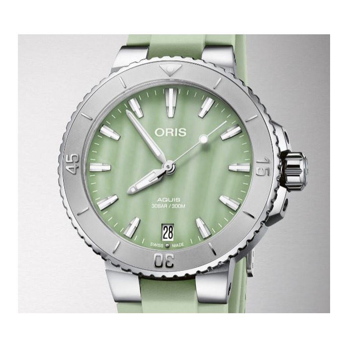 258019_01_Oris_Aquis_Date_0173377704157-0741867FC_Juwelier_Clem_Vercammen-3.jpg