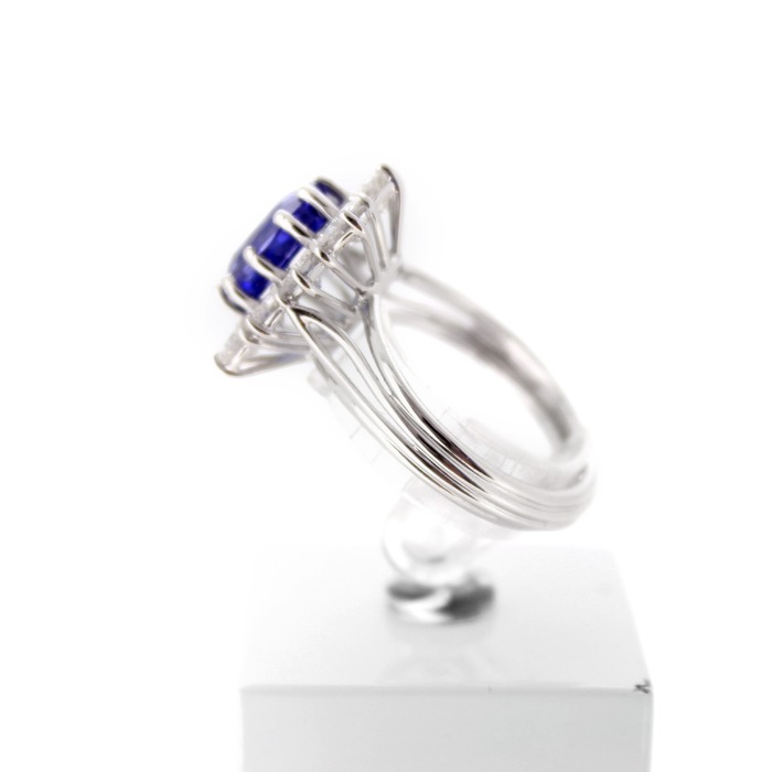 Ring_witgoud_briljant_saffier_tweedehands_CV-1362_Juwelier_Clem_Vercammen-3.jpg