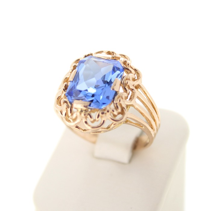 Ring_geelgoud_18karaat_Synthetischesteen_blauw_Tweedehands_CV-1404_Juwelier_Clem_Vercammen-2.jpg