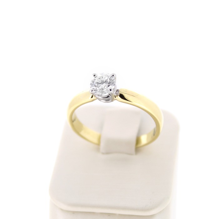 Solitaire_ring_geelgoud_18karaat_briljant_tweedehands_75826-1741_Juwelier_Clem_Vercammen-1.jpg