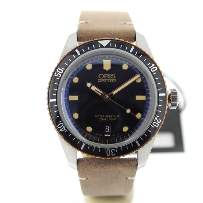 Oris_Divers_sixty-Five_017337707_Outlet_Juwelier_Clem_Vercammen-1.jpg