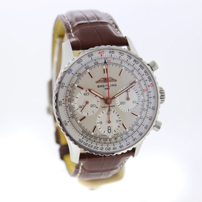 Breitling_Navitimer41_AB0139211G1P1_Tweedehands_81056-834_Juwelier_Clem_Vercammen-5.jpg