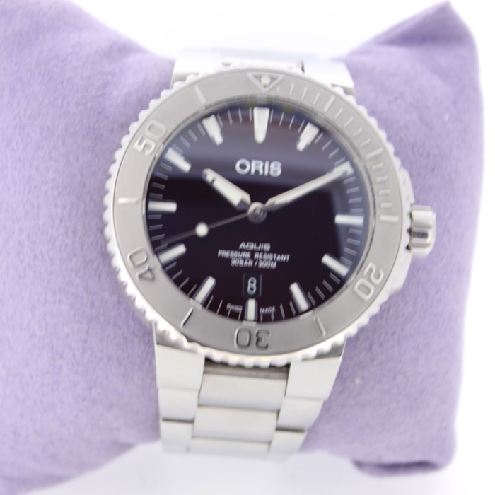 264575_01_Oris_Aquis_Date_Relief_0173377304158_Tweedehands_264575-CV-867_Juwelier_Clem_Vercammen-13.jpg