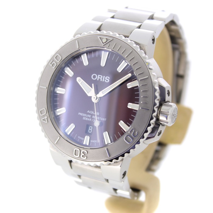 264575_01_Oris_Aquis_Date_Relief_0173377304158_Tweedehands_264575-CV-867_Juwelier_Clem_Vercammen-3.jpg