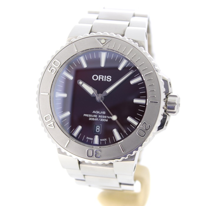 264575_01_Oris_Aquis_Date_Relief_0173377304158_Tweedehands_264575-CV-867_Juwelier_Clem_Vercammen.jpg