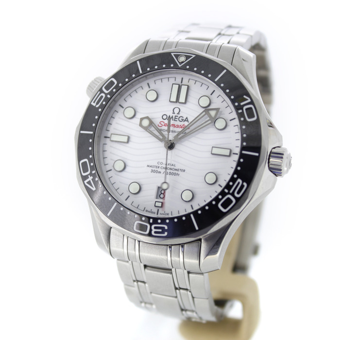 Omega_Seamaster_210.30.42.20.04.001_Tweedehands_CV-911_Juwelier_Clem_Vercammen-3.jpg