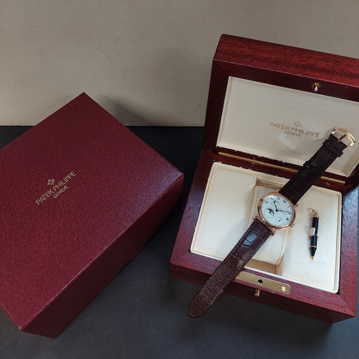 Patek_Philip_5054R-001_Tweedehands_86142-937_Juwelier_Clem_Vercammen-18.jpg