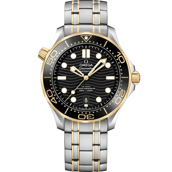 239694_01_omega-seamaster-diver-300m-21020422001002-clem-vercammen.jpg