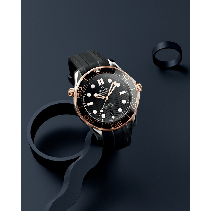 232126_01_omega-seamaster-diver-300m-omega-co-axial-master-chronometer-42-mm-21022422001002-clem-vercammen-omega-online-shop_4.jpg