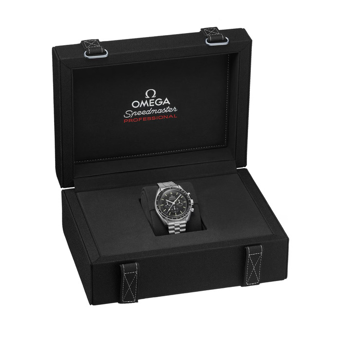 Omega_Speedmaster_Moonwatch_Professional_31030425001001_Juwelier_Clem_Vercammen_9.jpg