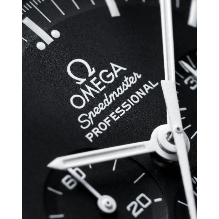 Omega_Speedmaster_Moonwatch_Professional_31030425001001_Juwelier_Clem_Vercammen_5.jpg