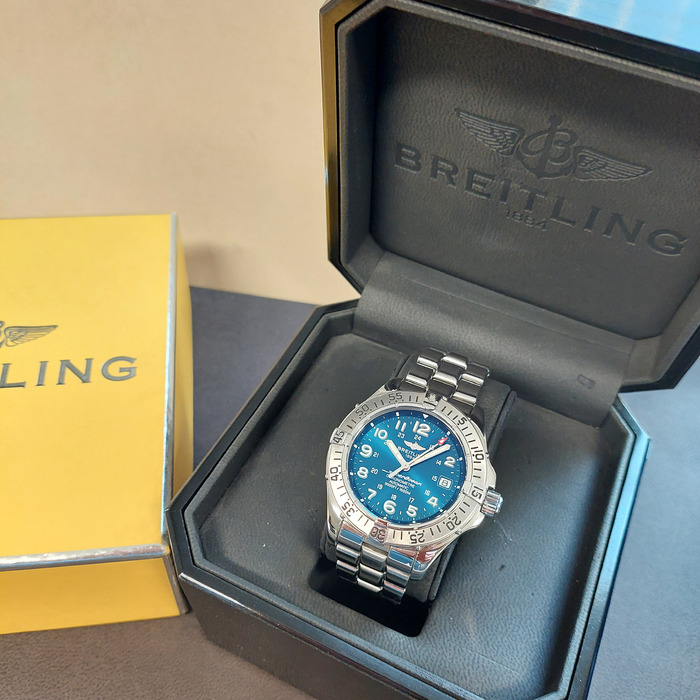 Breitling_Superocean_A17360_Tweedehands_89121-962_Juwelier_Clem_Vercammen-20.jpg