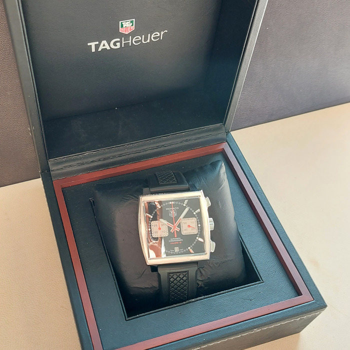 Tag_Heuer_Monaco_CAW2114.FT6021_Tweedehands_89028-956_Juwelier_Clem_Vercammen-17.jpg